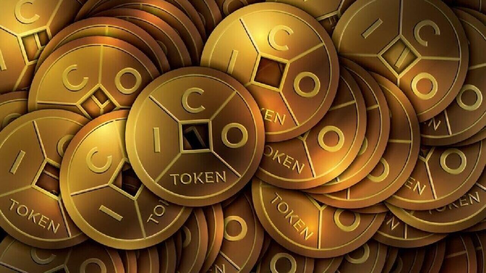 разнообразные цифровые предметы и токены