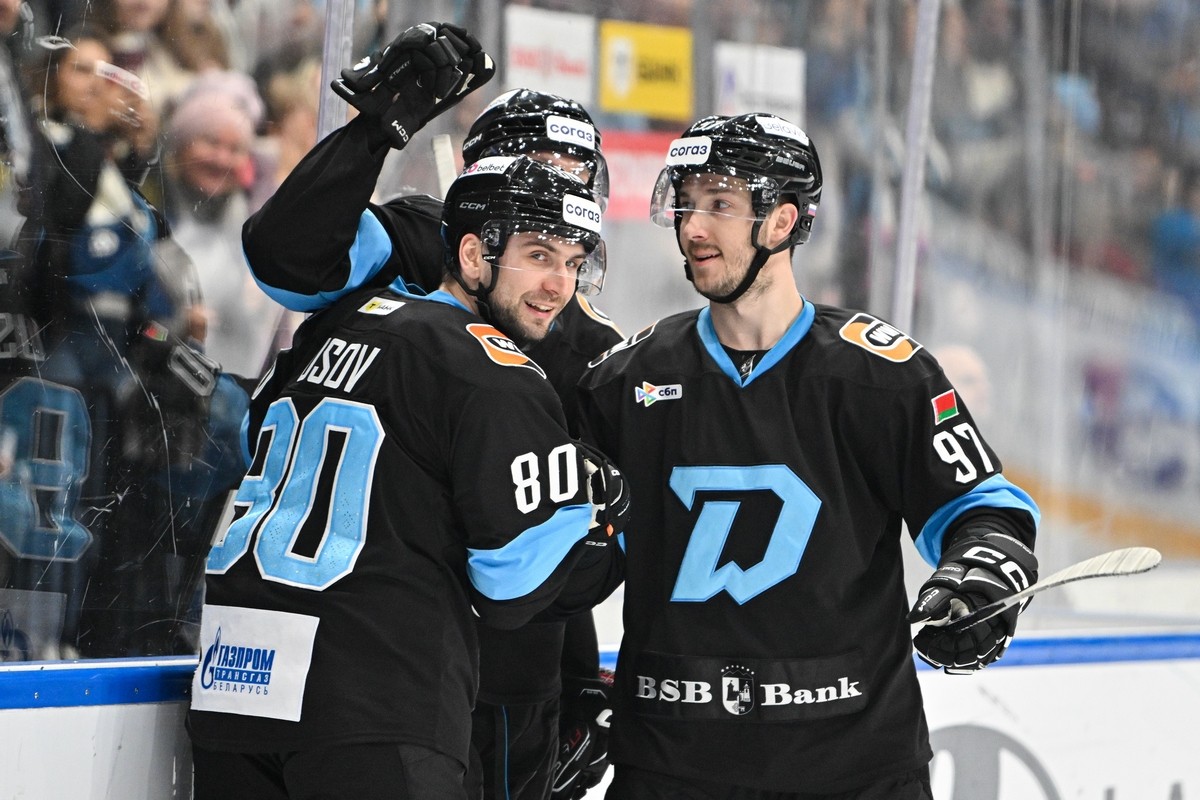 2-Илья Усов (слева) и Станислав Галиев (справа).jpg