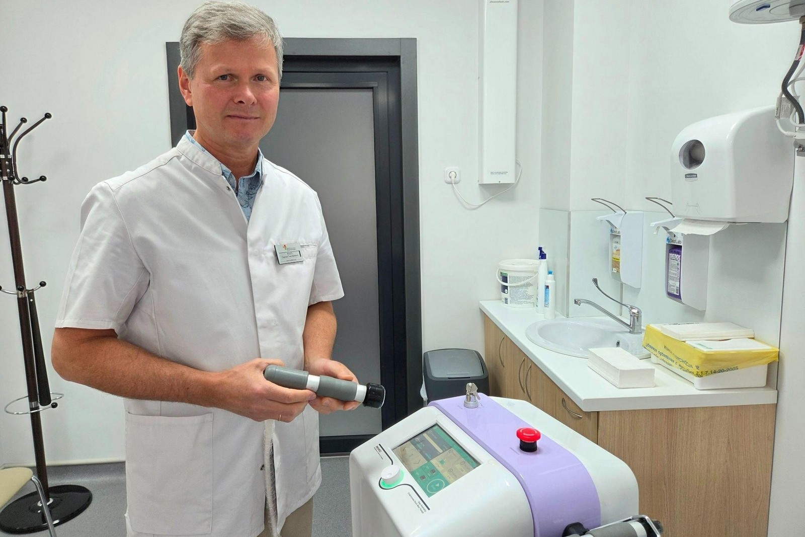 1-Врач-невролог Сергей Яско.jpg