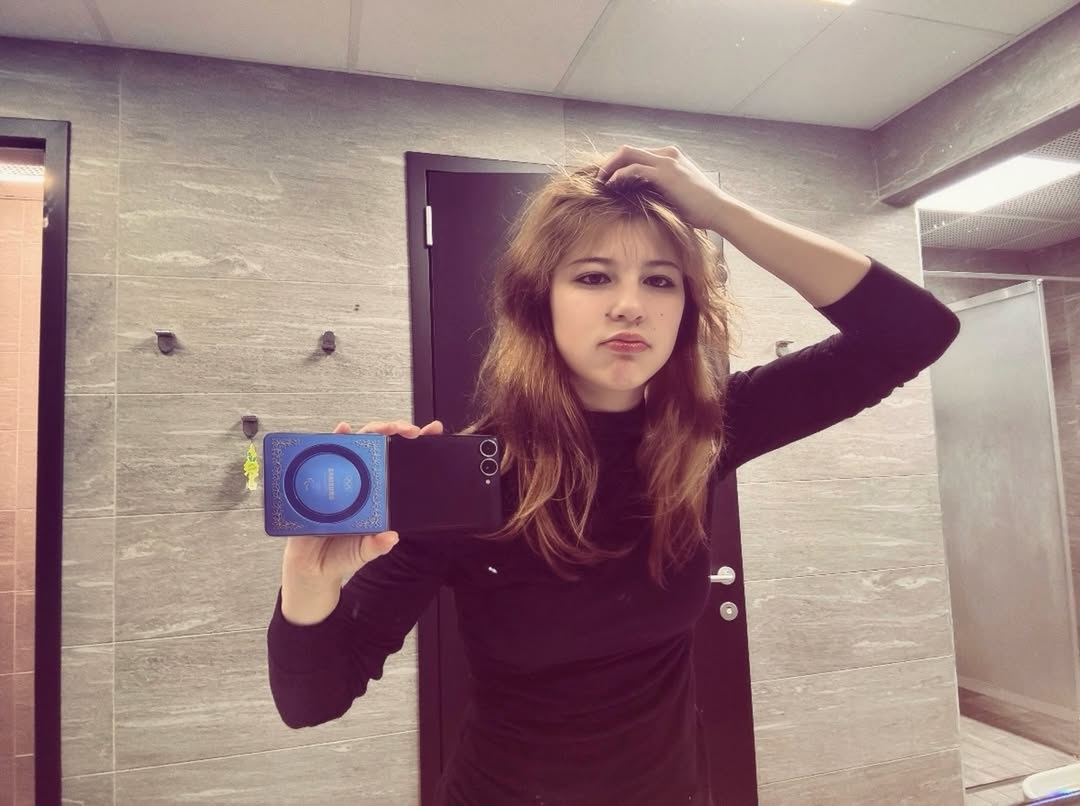 Hitting 30 hours in Italy-Алиса