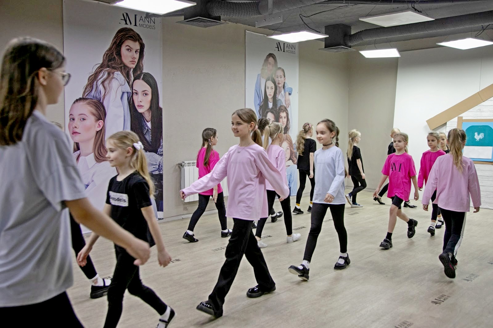 1-Занятия в детском модельном агентстве.jpg