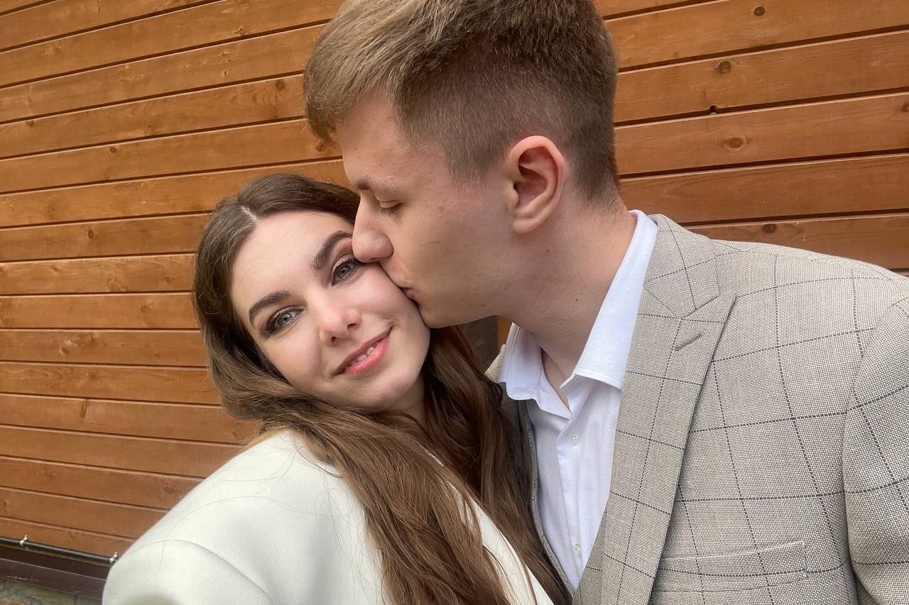 6-Тимофей Баранчик и его девушка Вера.jpg