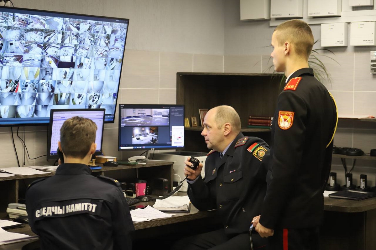 милиция работает в отделении