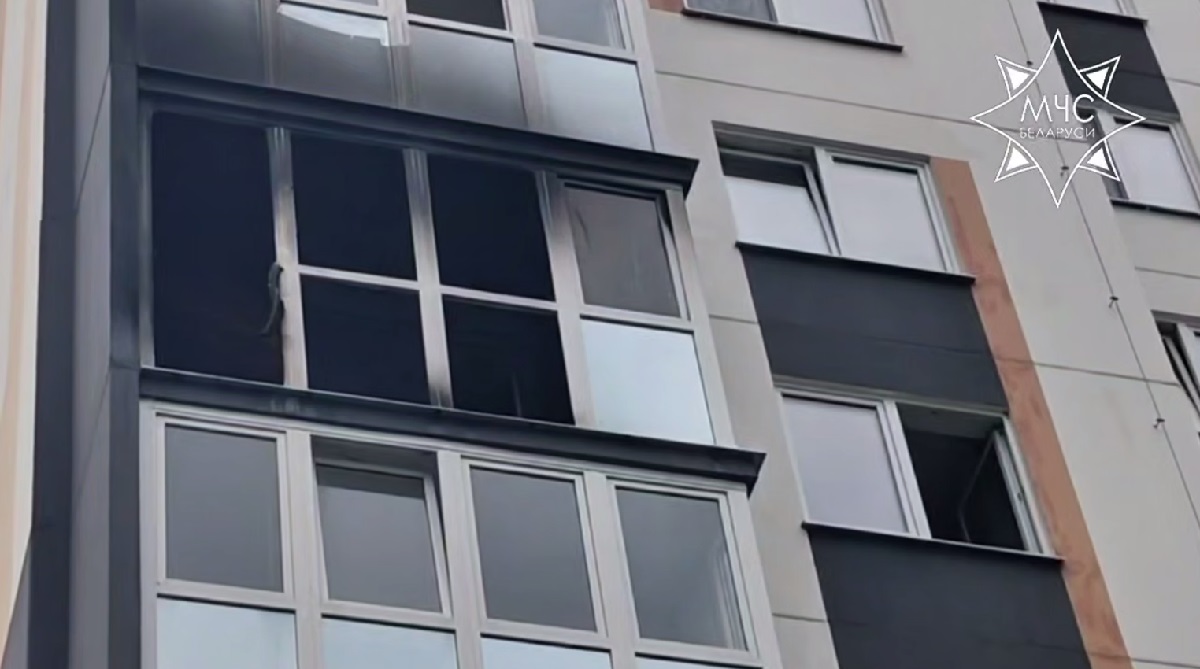 сгоревший балкон.jpg