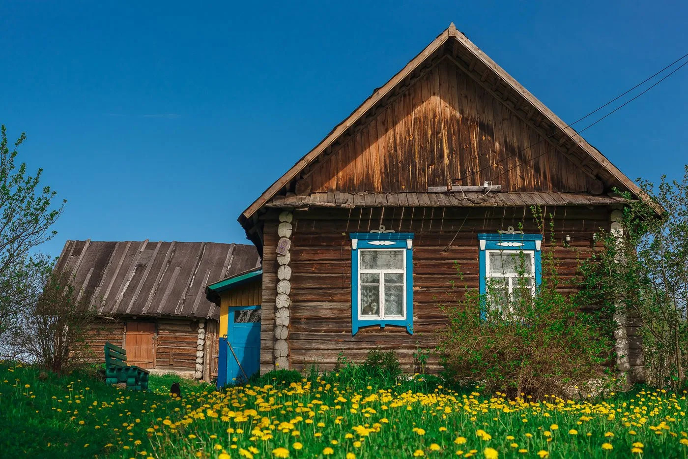 дом в деревне дом в деревне