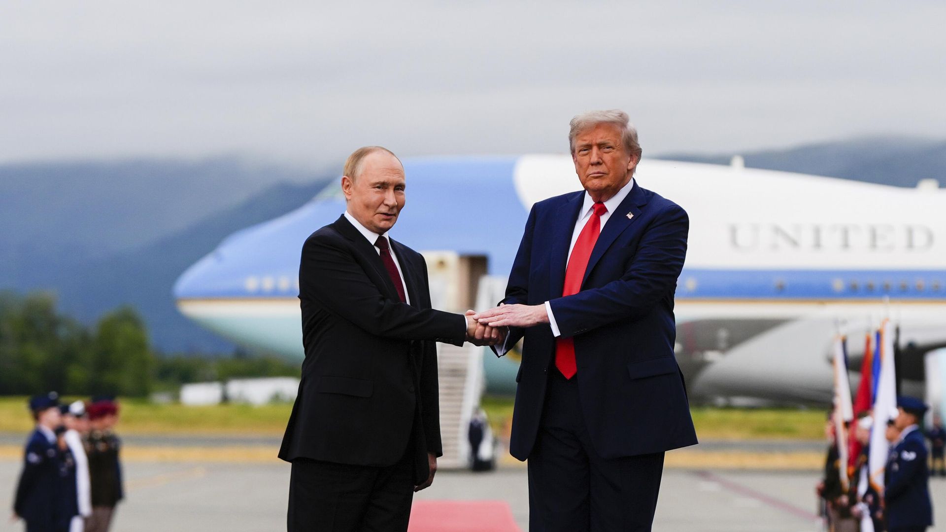 Путин и Трамп Путин и Трамп
