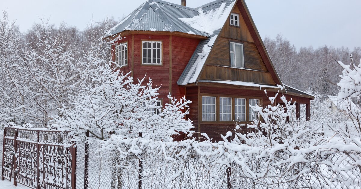 дача в снегу