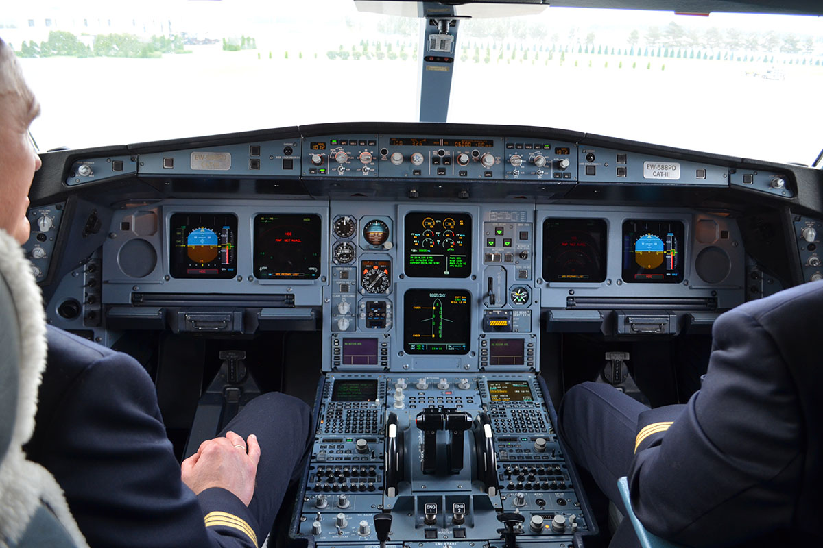 В кабине пилотов Airbus A330-200