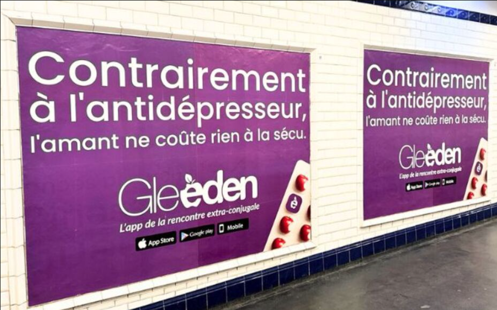 Gleeden-баннер в метро