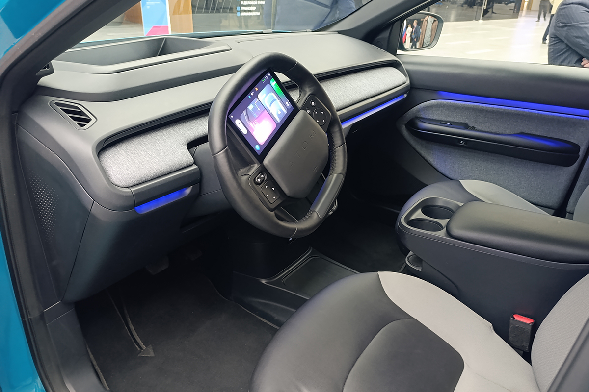 Электромобиль АТОМ