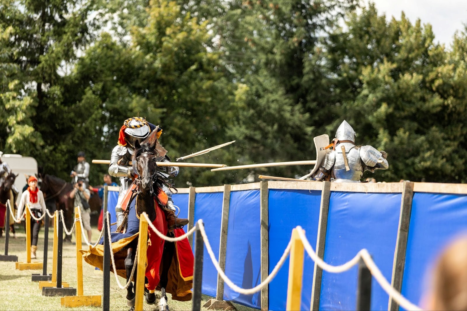 5-Сшибка конных рыцарей на фестивале Наш Грюнвальд.jpg