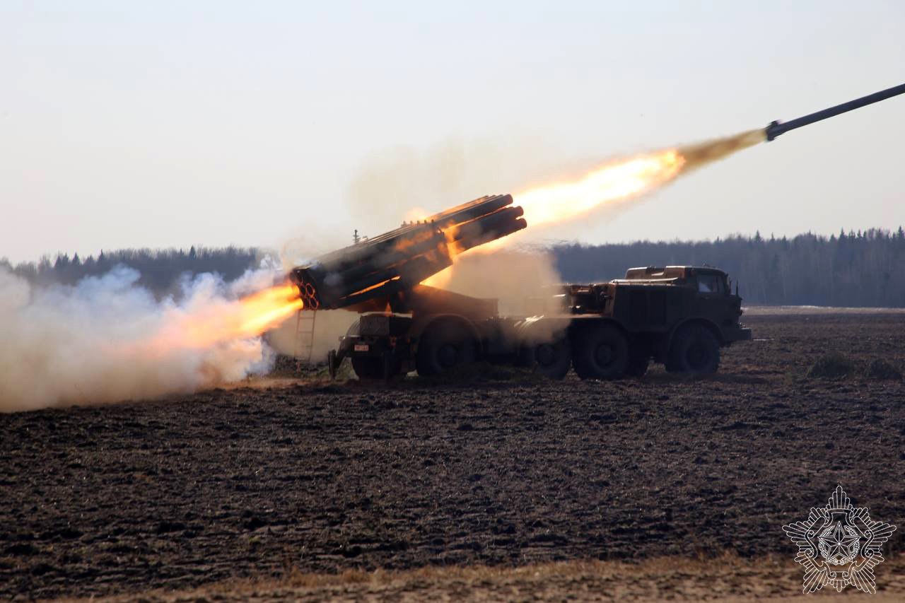 стрельба военной техники