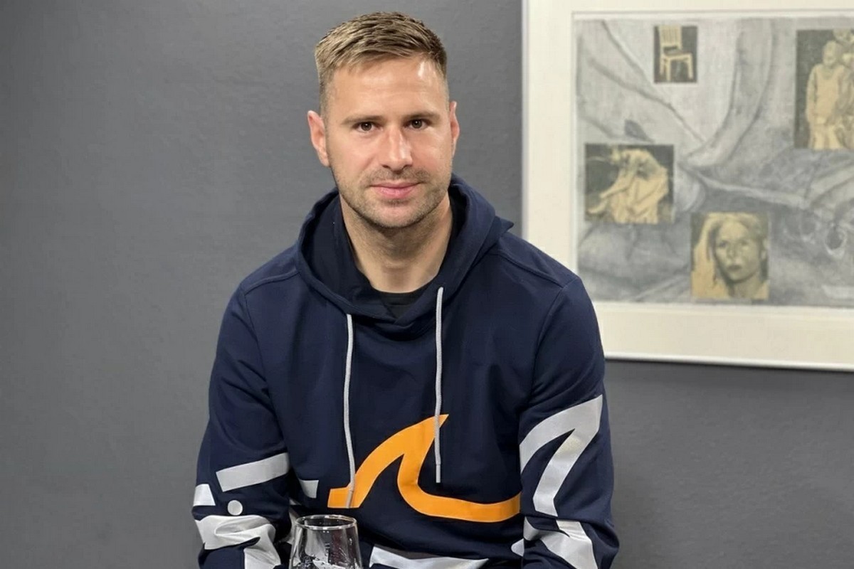 6-Максим Скавыш в студии Smartpess.jpg