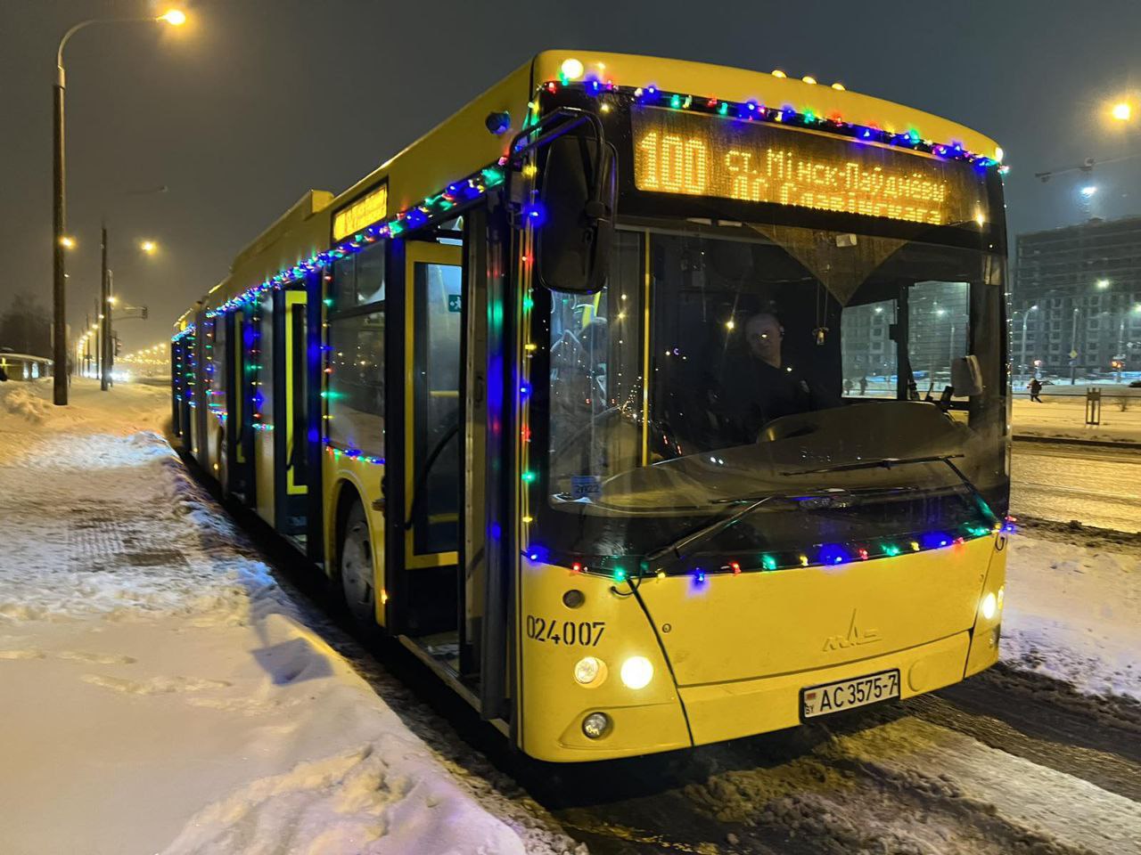 автобус в новогоднюю ночь в Минске