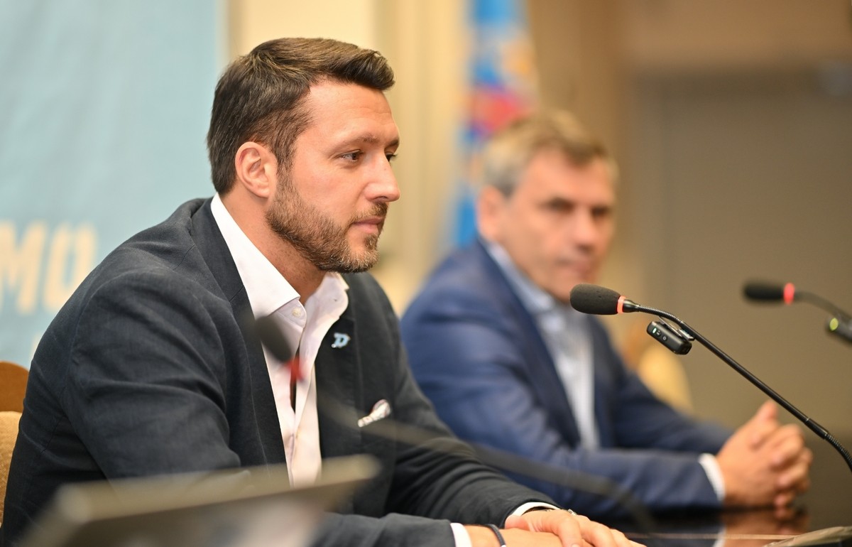 3-Генеральный директор минского Динамо Артем Каркоцкий.jpg