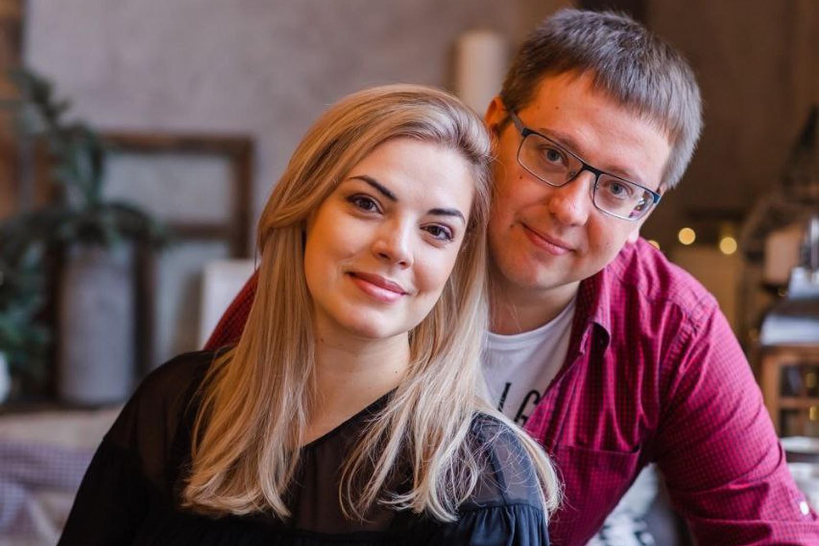 3-Спустя 7 лет после знакомства они стали мужем и женой.jpg