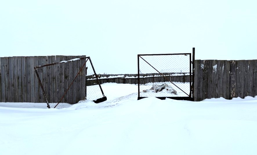 сломанные ворота.png