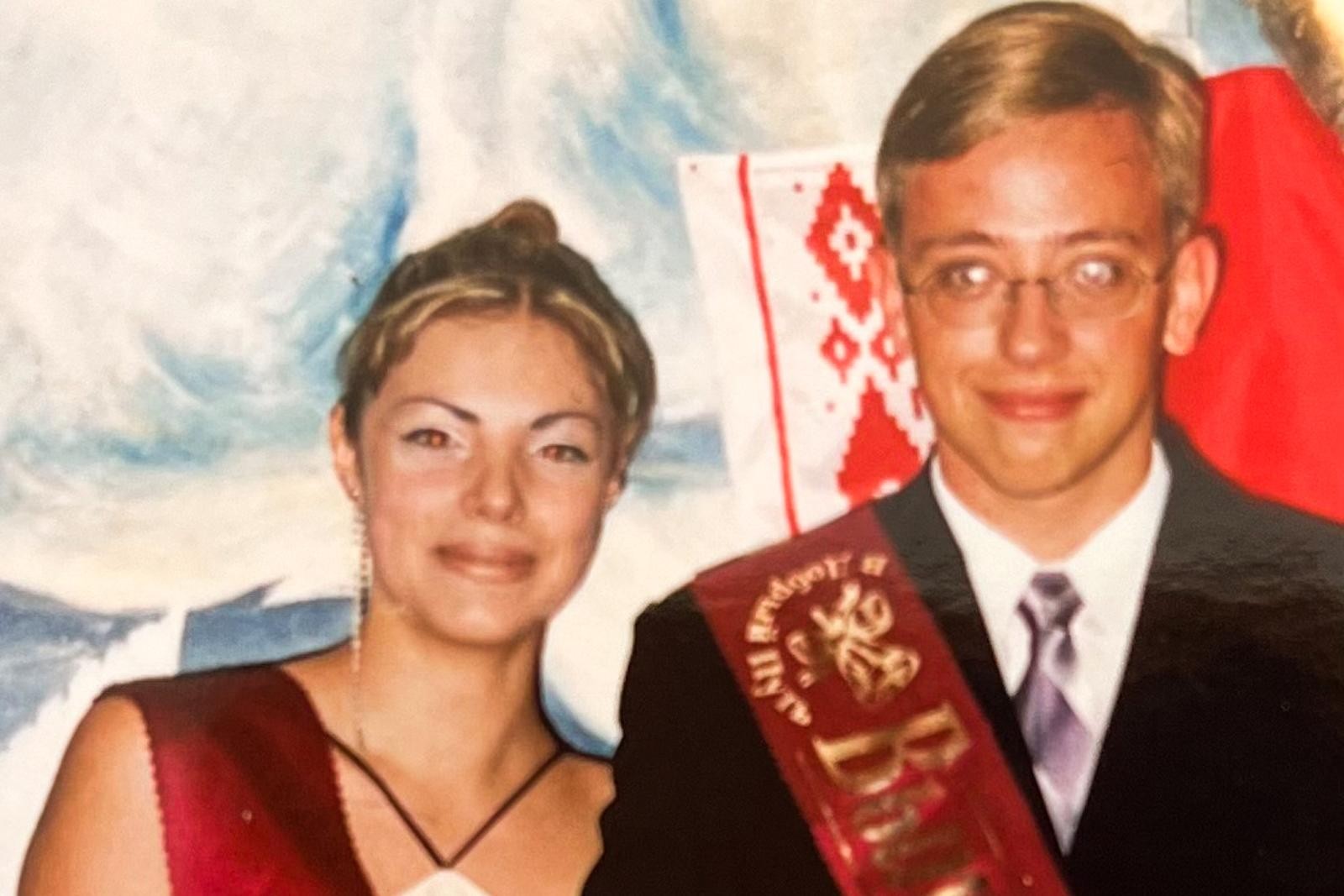 2-Андрей влюбился в Настю с первого взгляда но она не замечала его долгое время.jpg