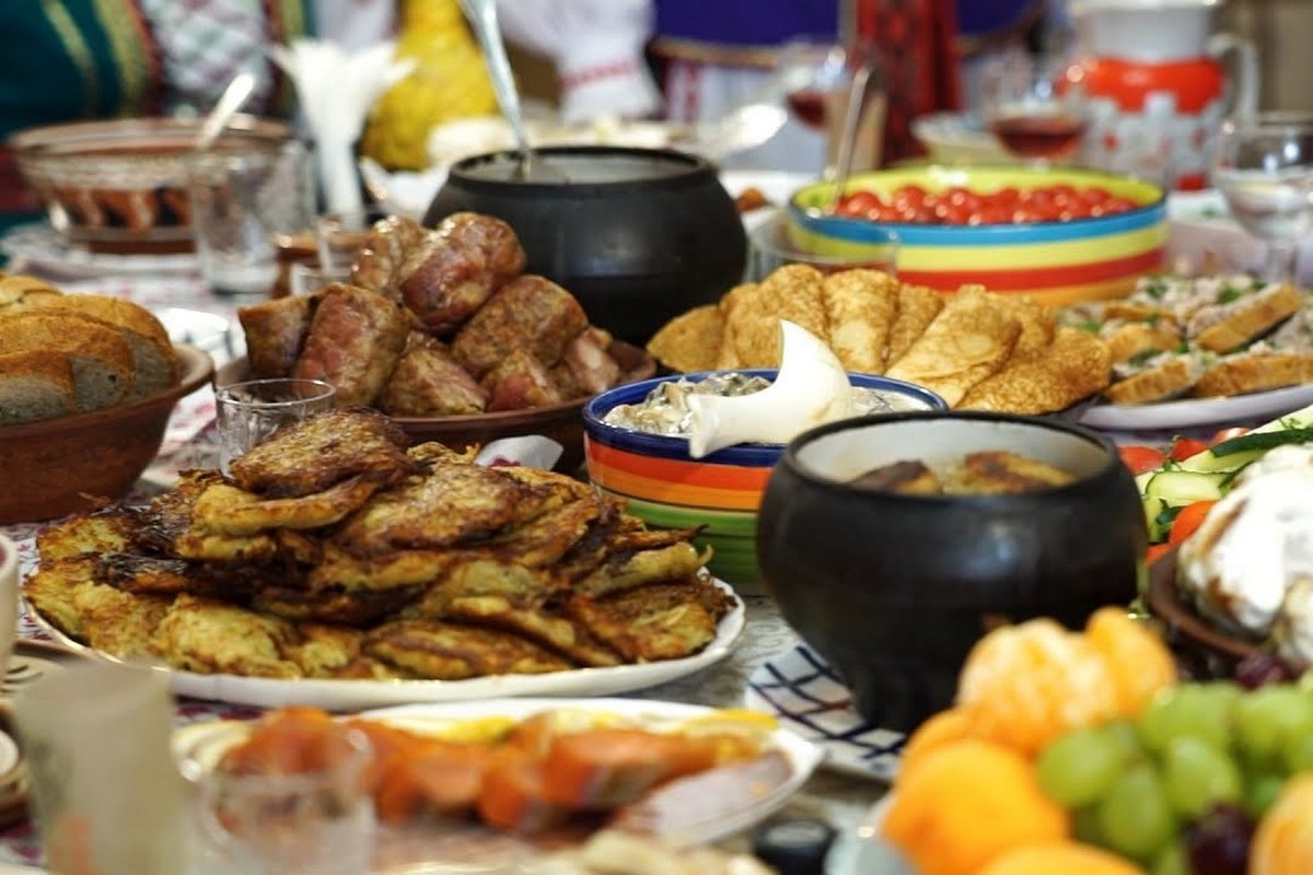 2-Белорусское застолье.jpg