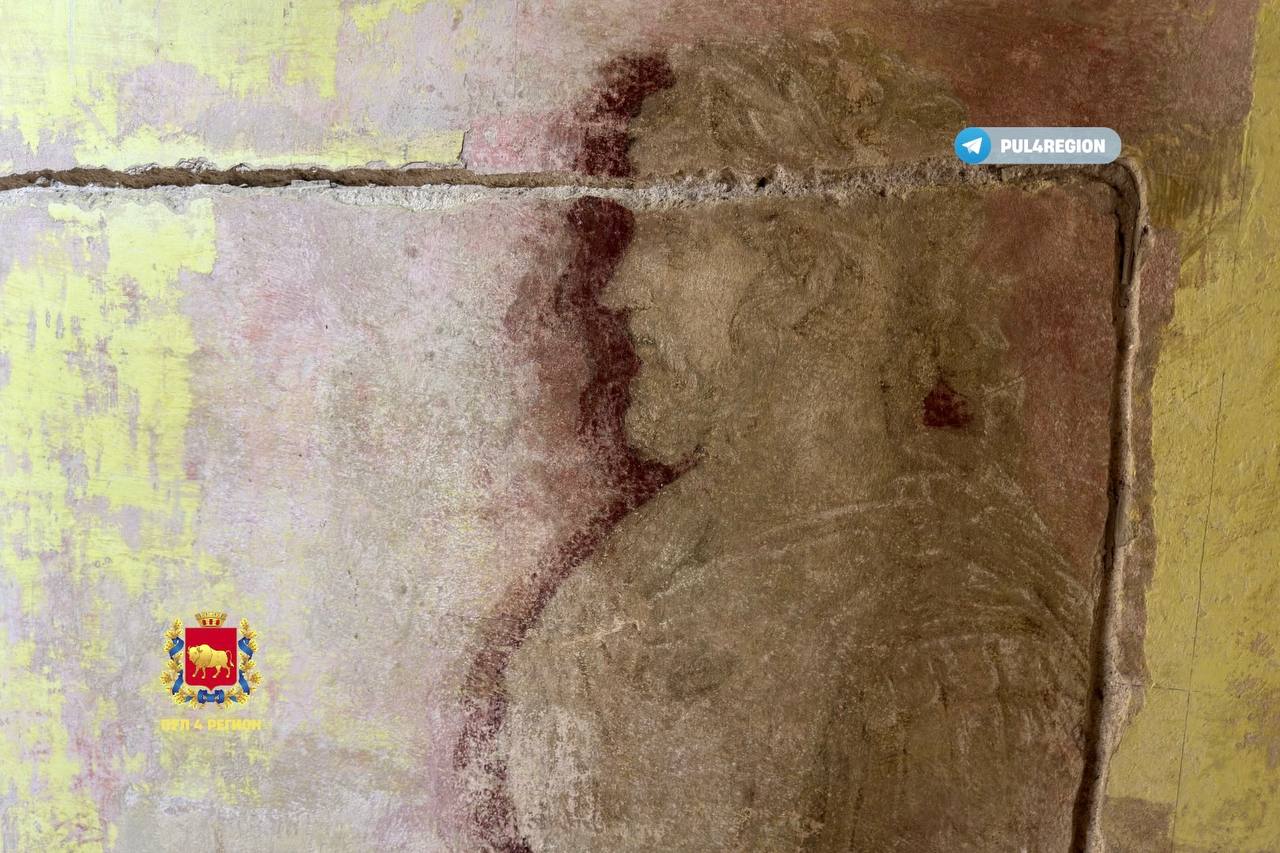 Старинная картина в Святске