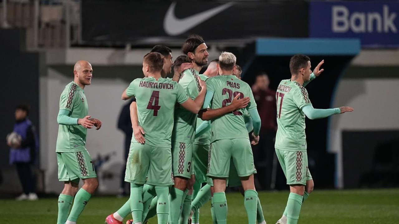 Сборная Беларуси по футболу поднялась в рейтинге ФИФА.jpg