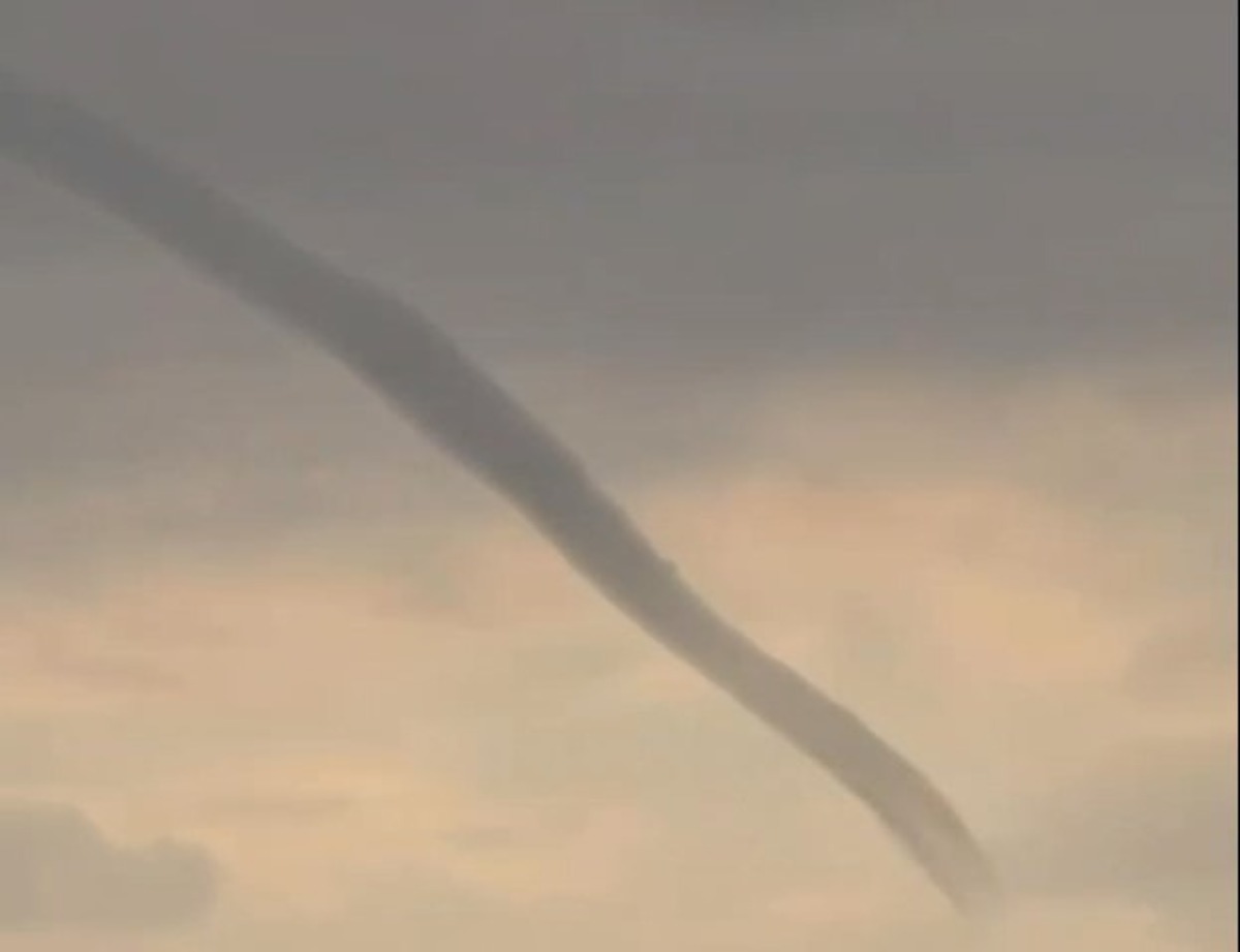 смерч в Украине 2 апреля