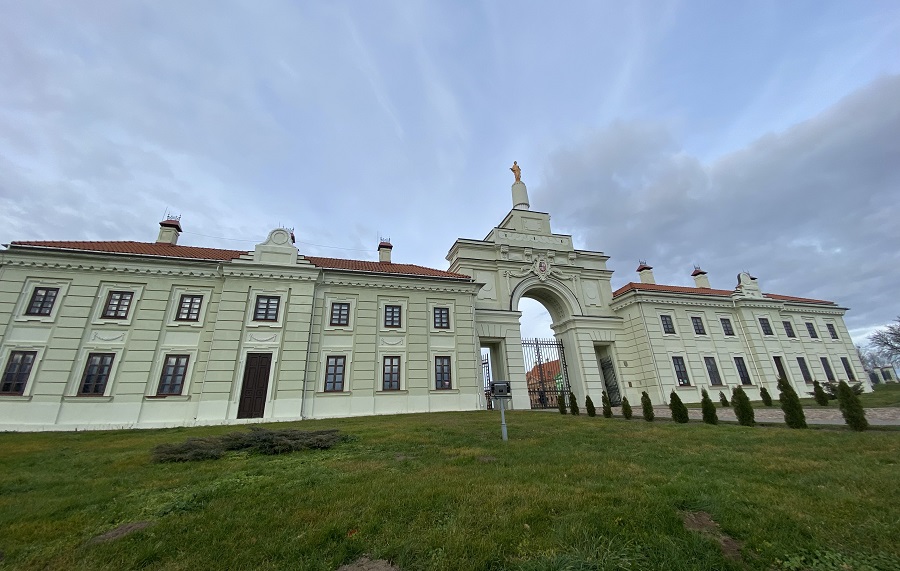 9Дворец Сапег.jpg