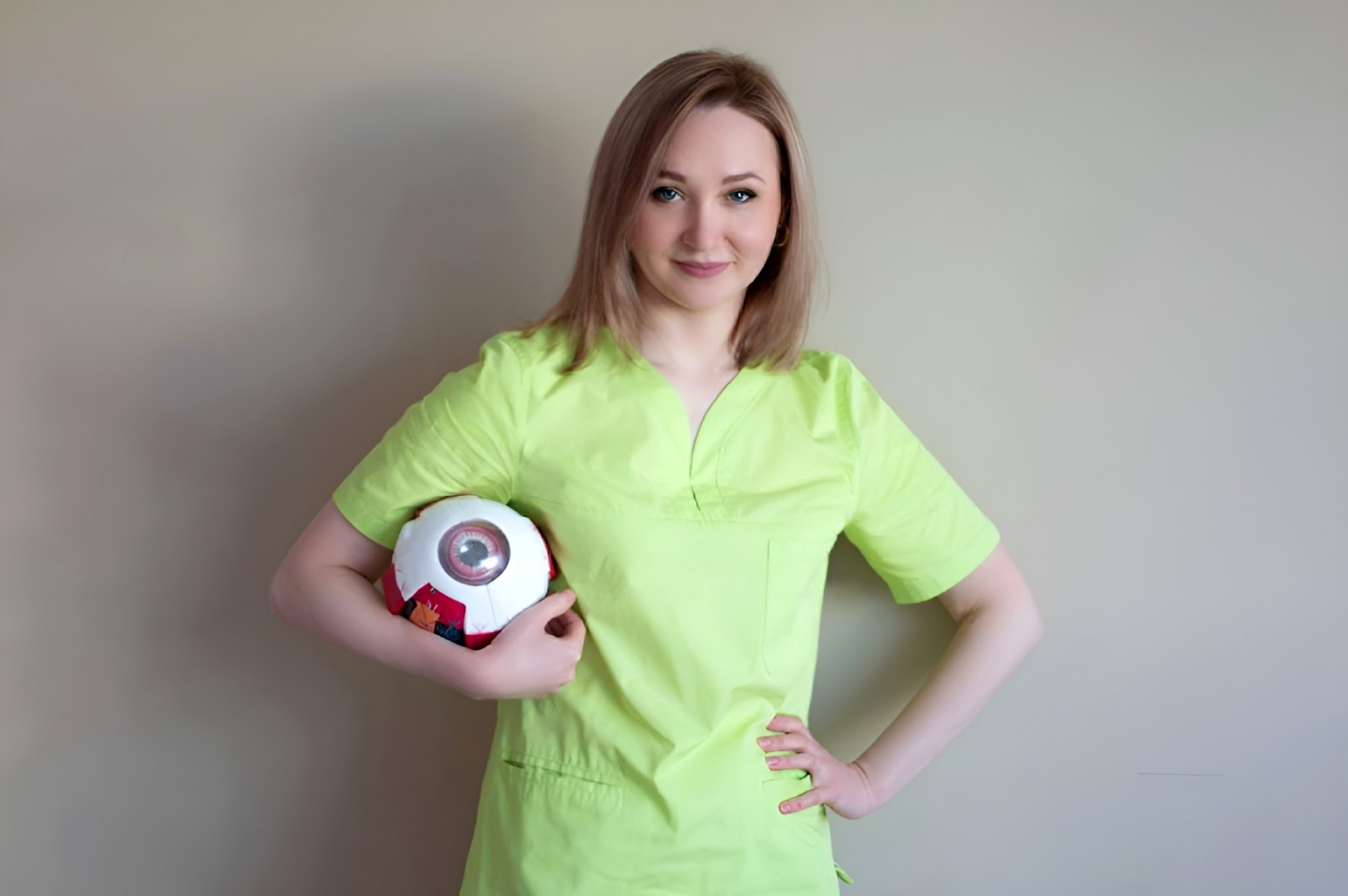 6-Врач-офтальмолог Ольга Рудая.png