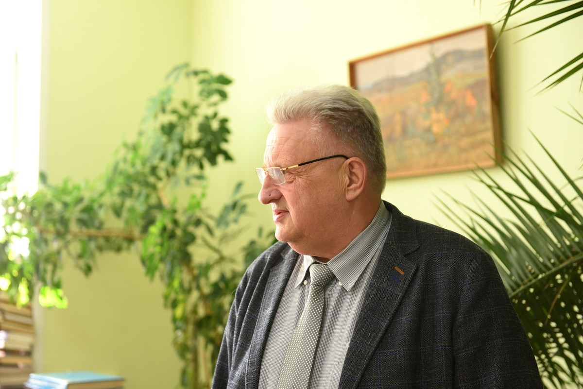 Старший научный сотрудник Института экспериментальной ботаники Аркадий Скуратович 3.jpg