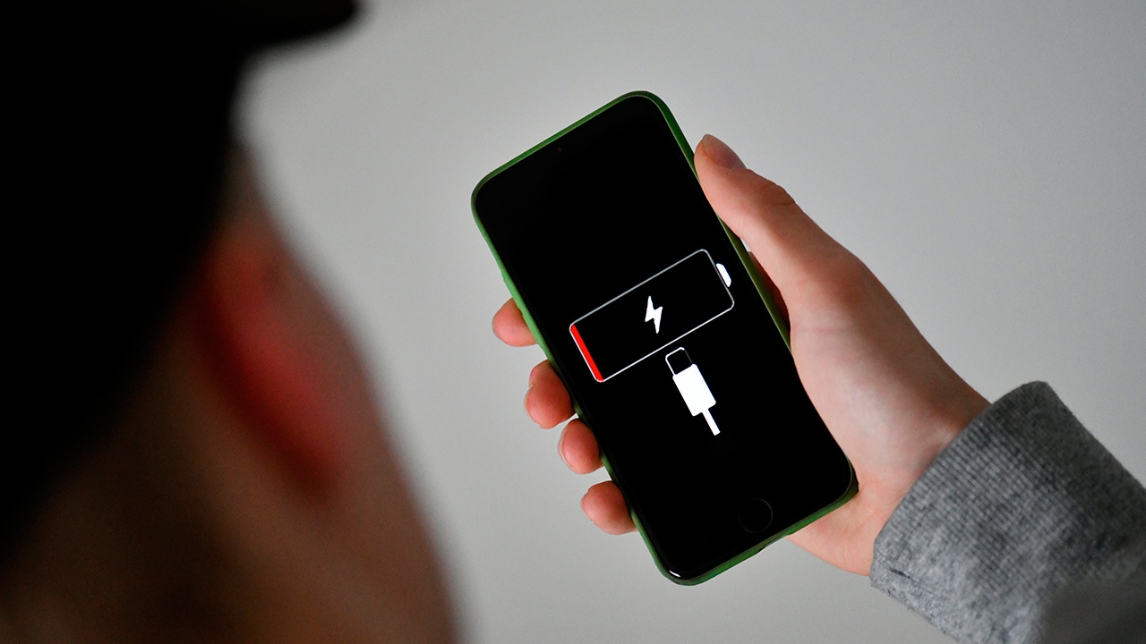 смартфон быстро разряжается.jpg