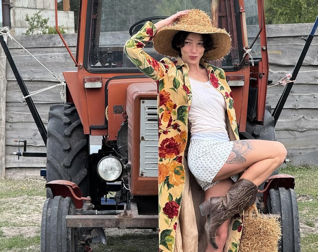 Настя-фермерша