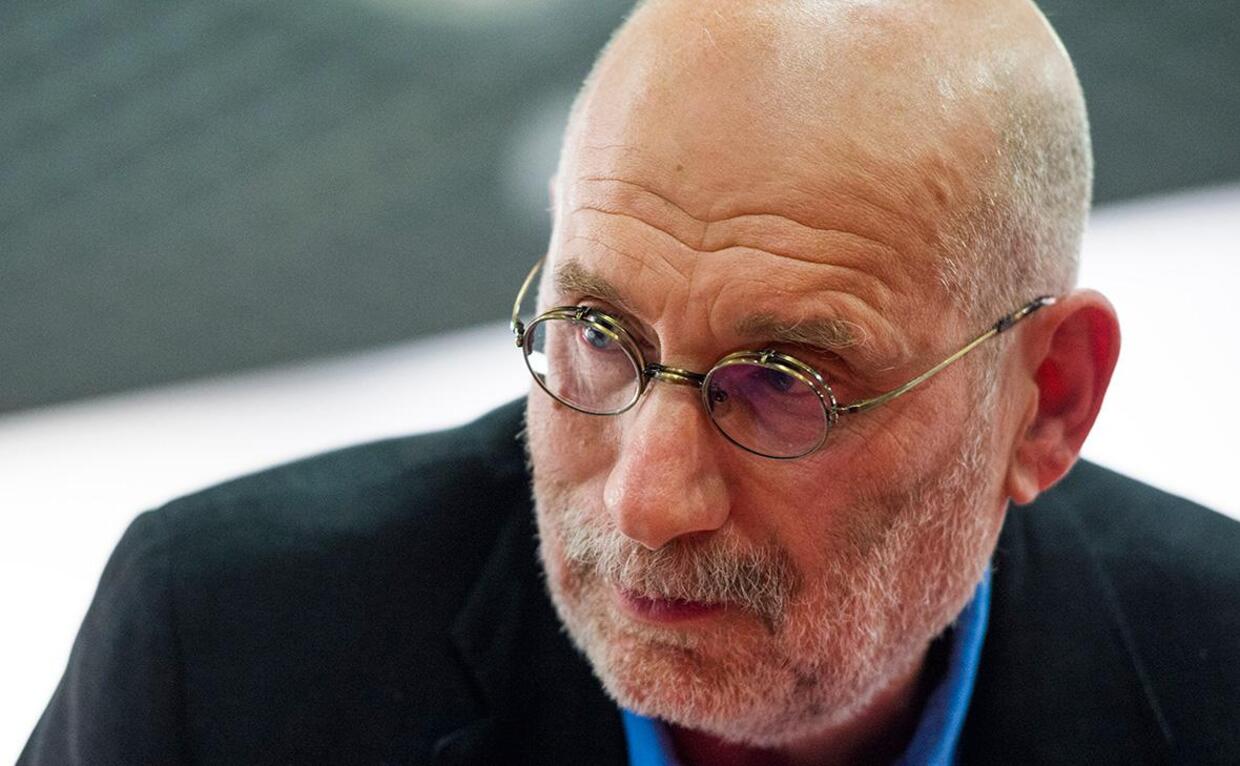 Борис Акунин