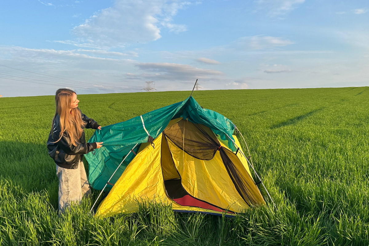 Ставим палатку.jpg