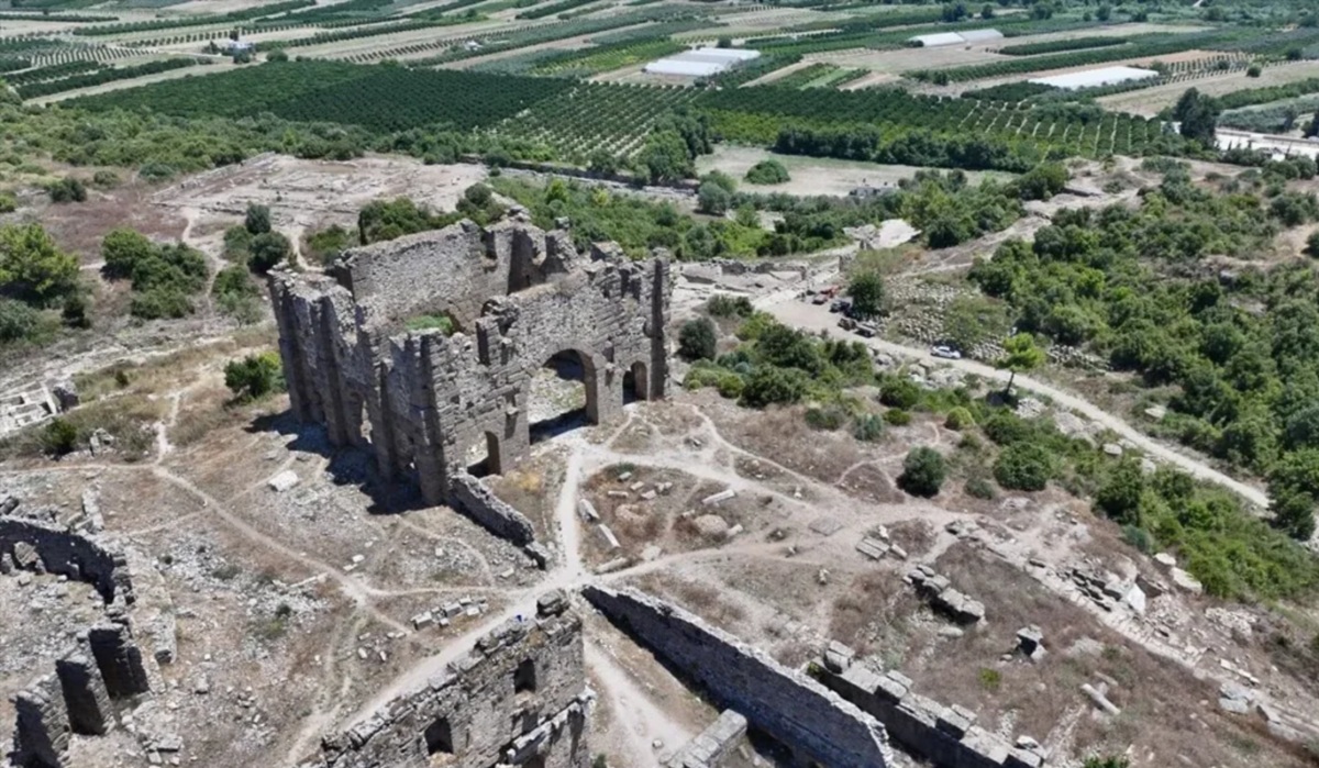 улица театральная