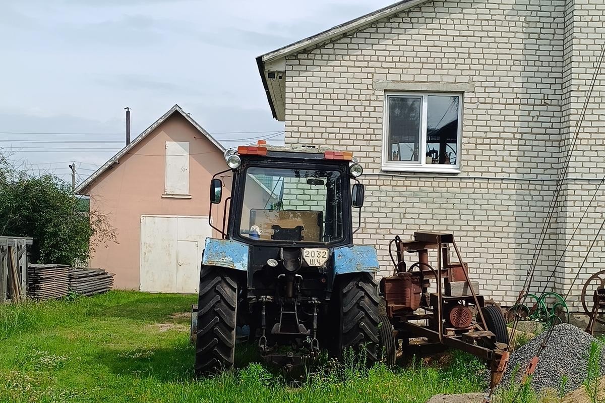 3-Трактор Беларусь.jpg