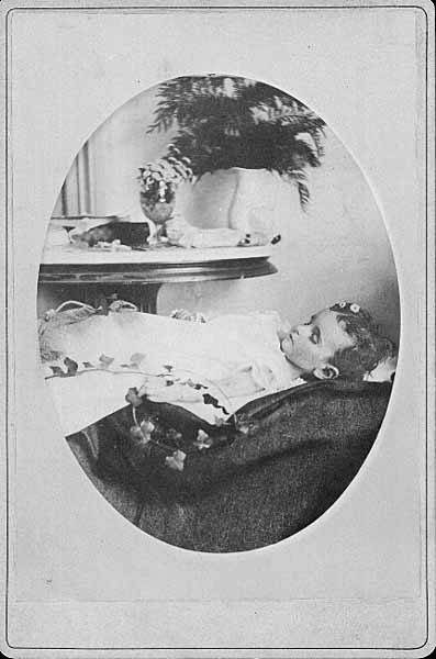 Посмертные фото Посмертные фото