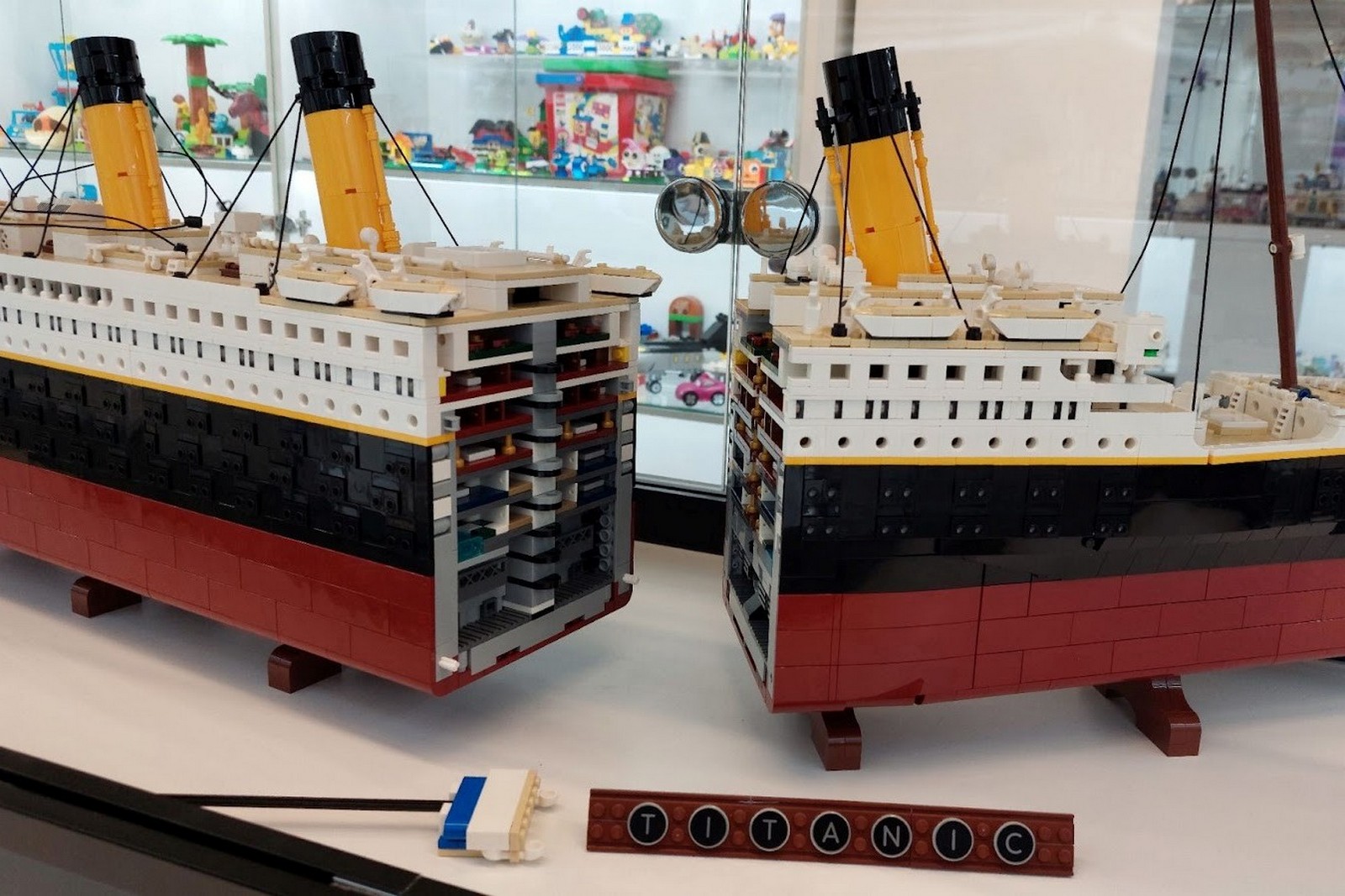 19-Титаник из Лего.jpg