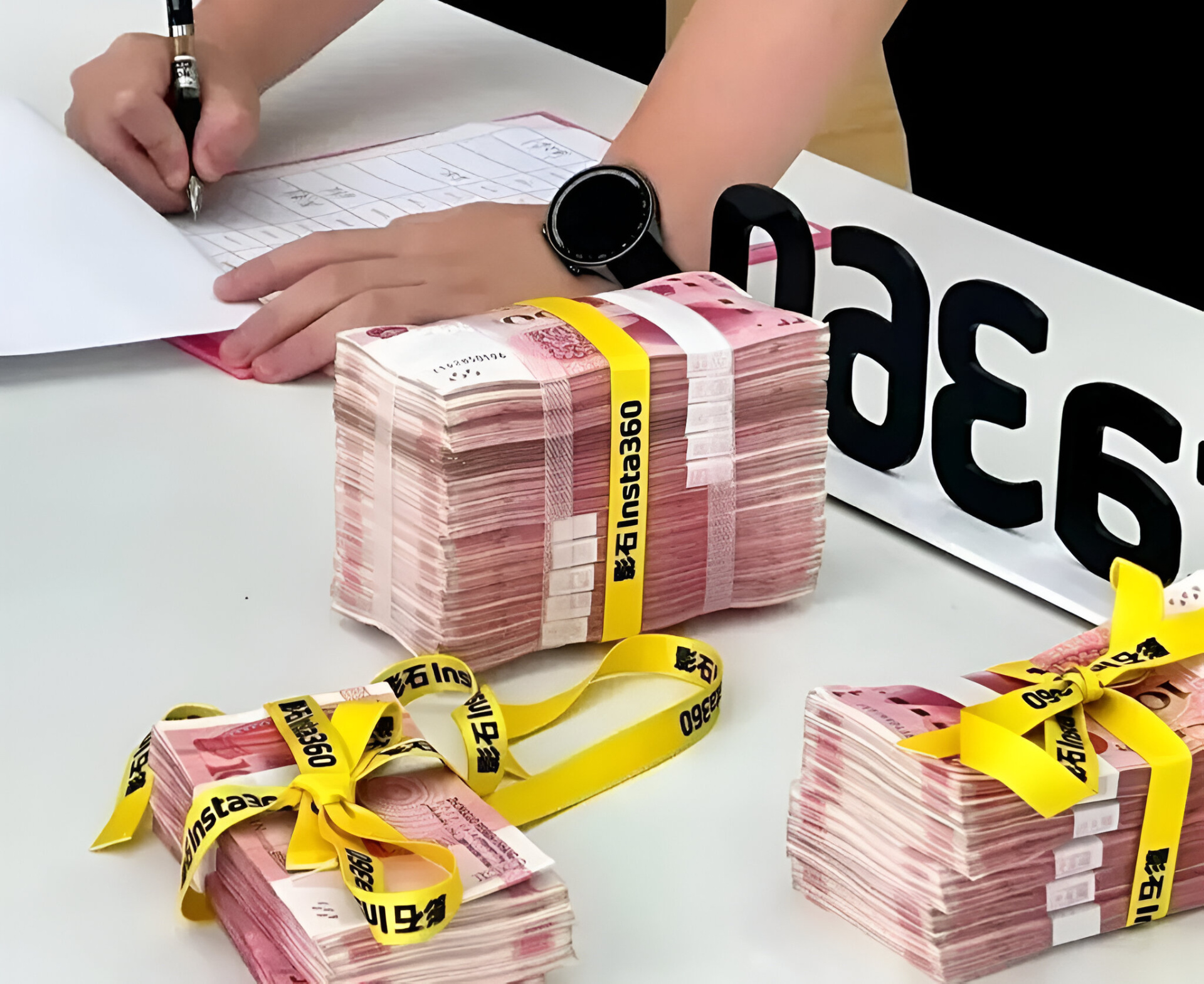 d562a27c-dbcc-443c-9e4e-b6aefa29 (1).jpg