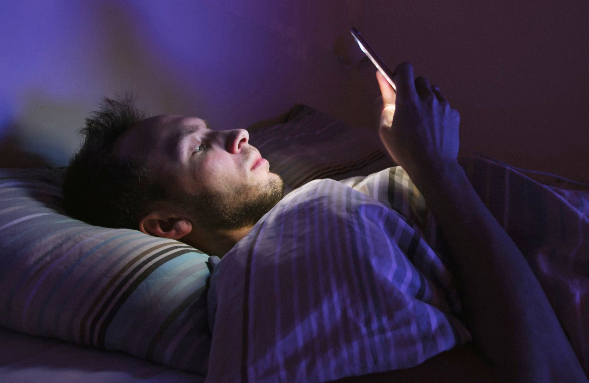 Ночное зависание в гаджете.jpg