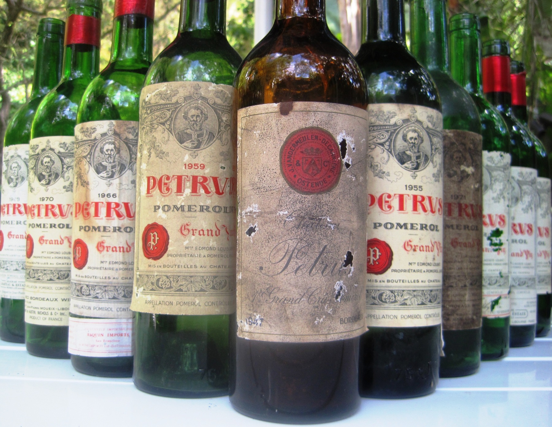 линейка вин Petrus
