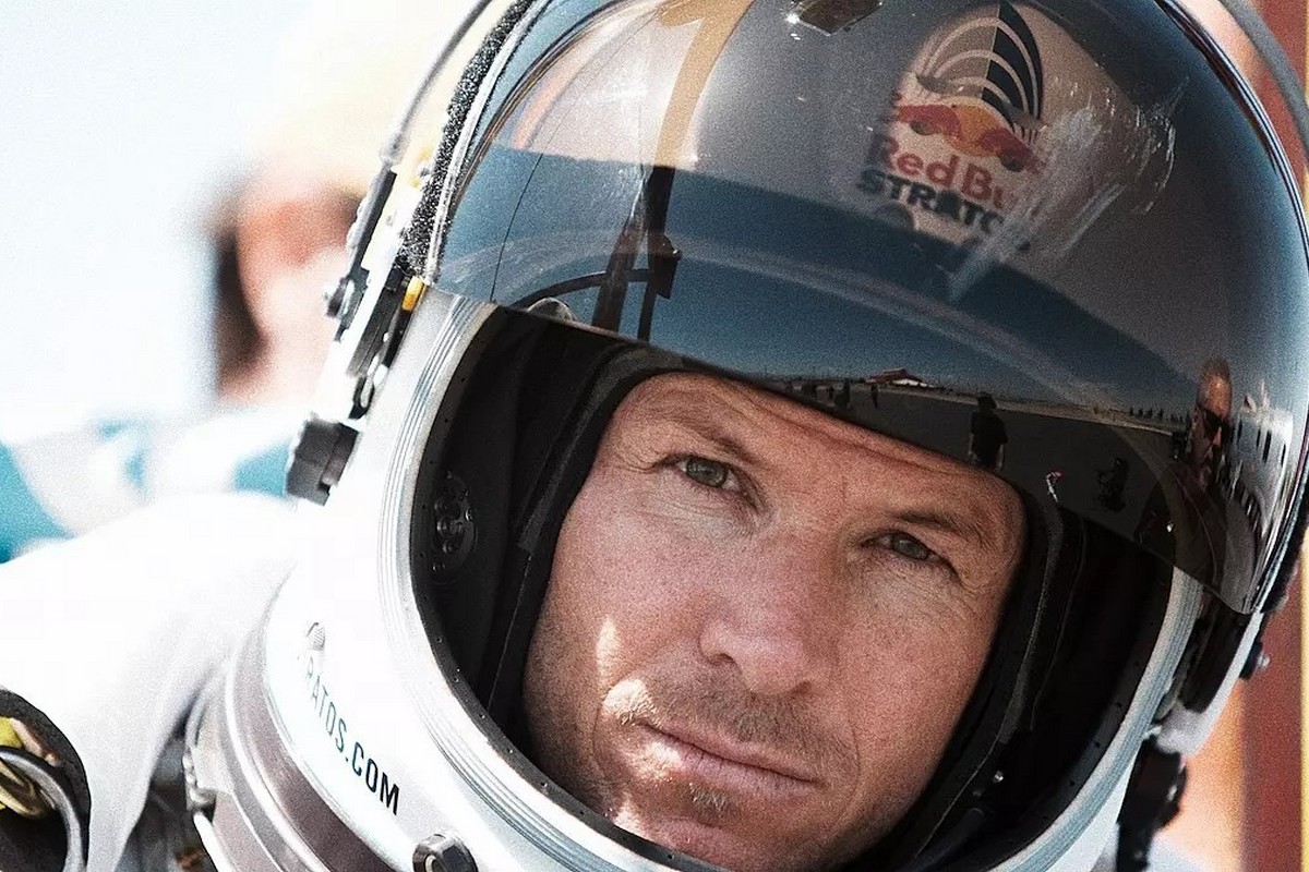 12-Феликс Баумгартнер.jpg