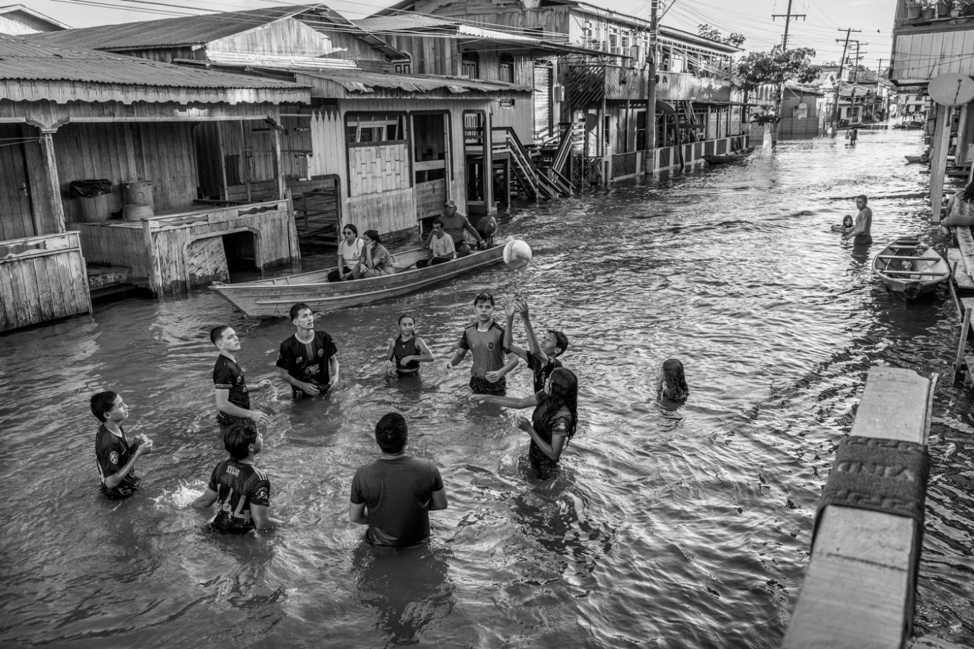 Жизнь в зоне наводнения Анама, Бразилия
