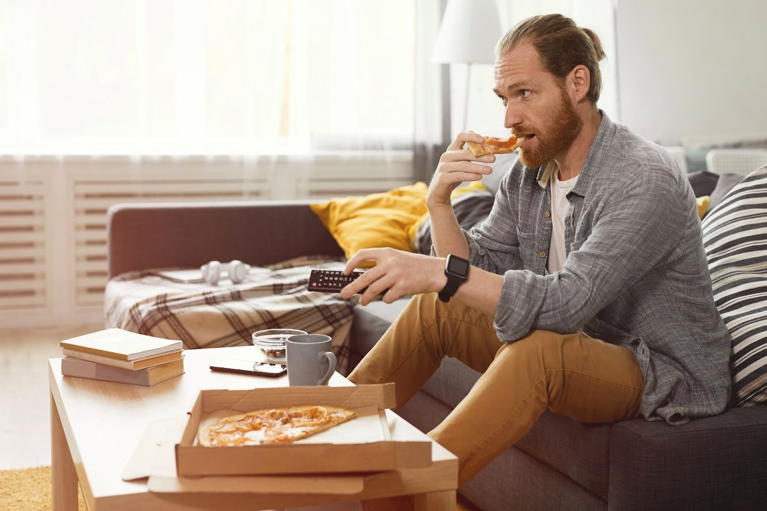 3-Мужик есть фаст-фуд.png