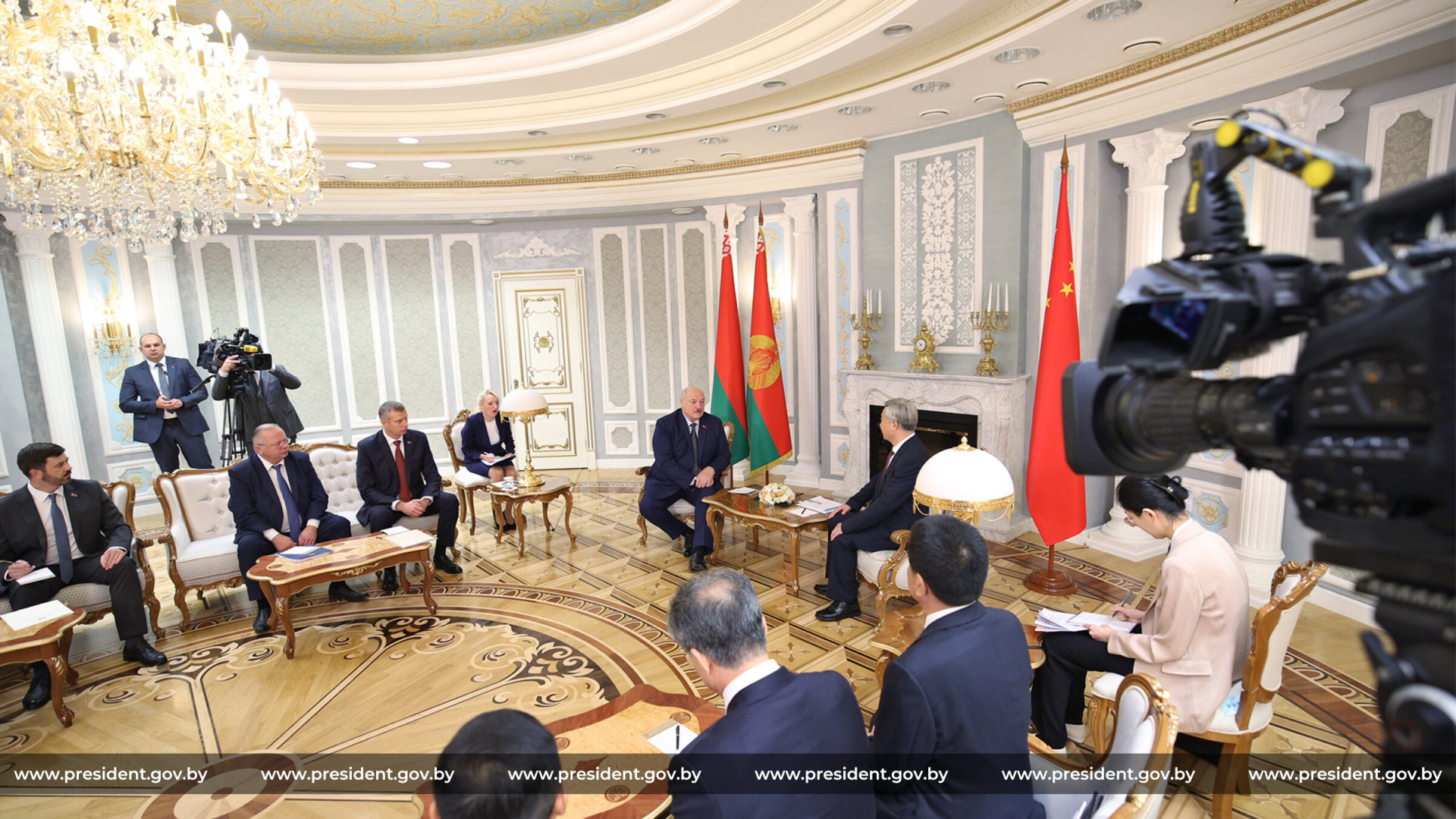 лукашенко и ли си