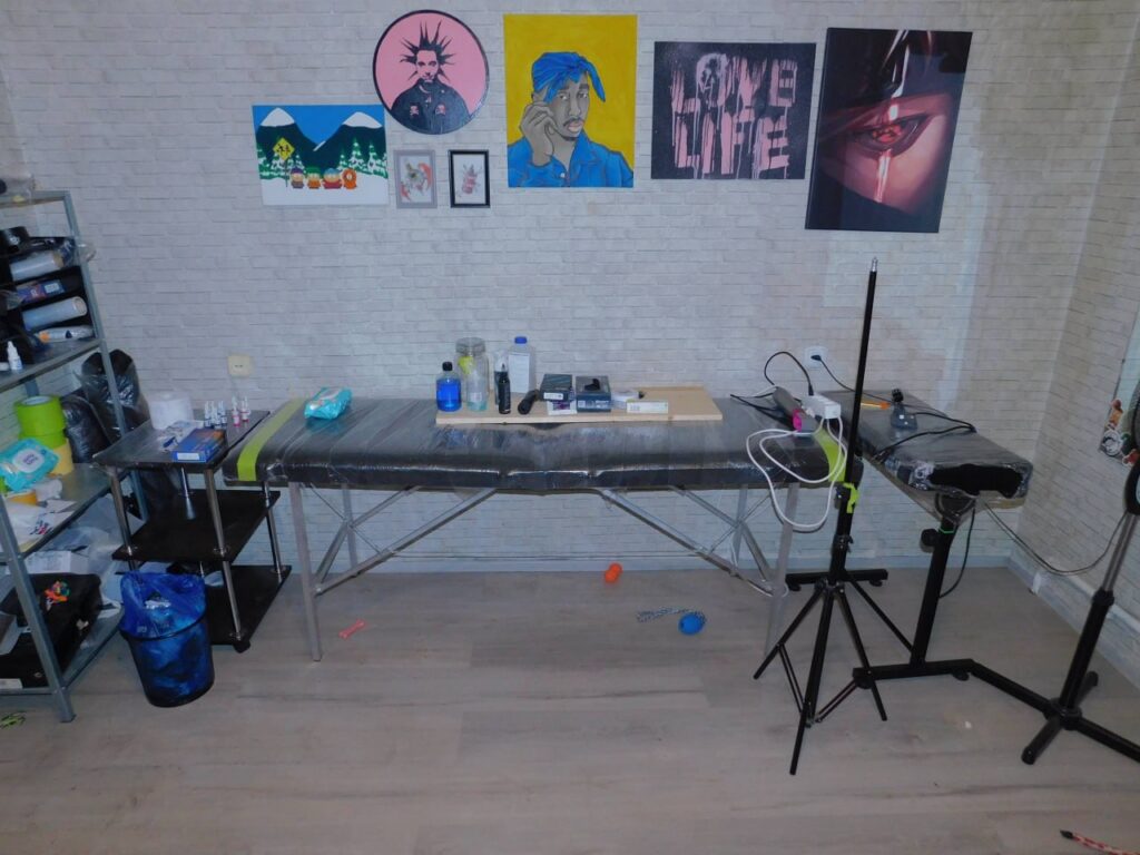 оборудование для нанесения тату.jpg