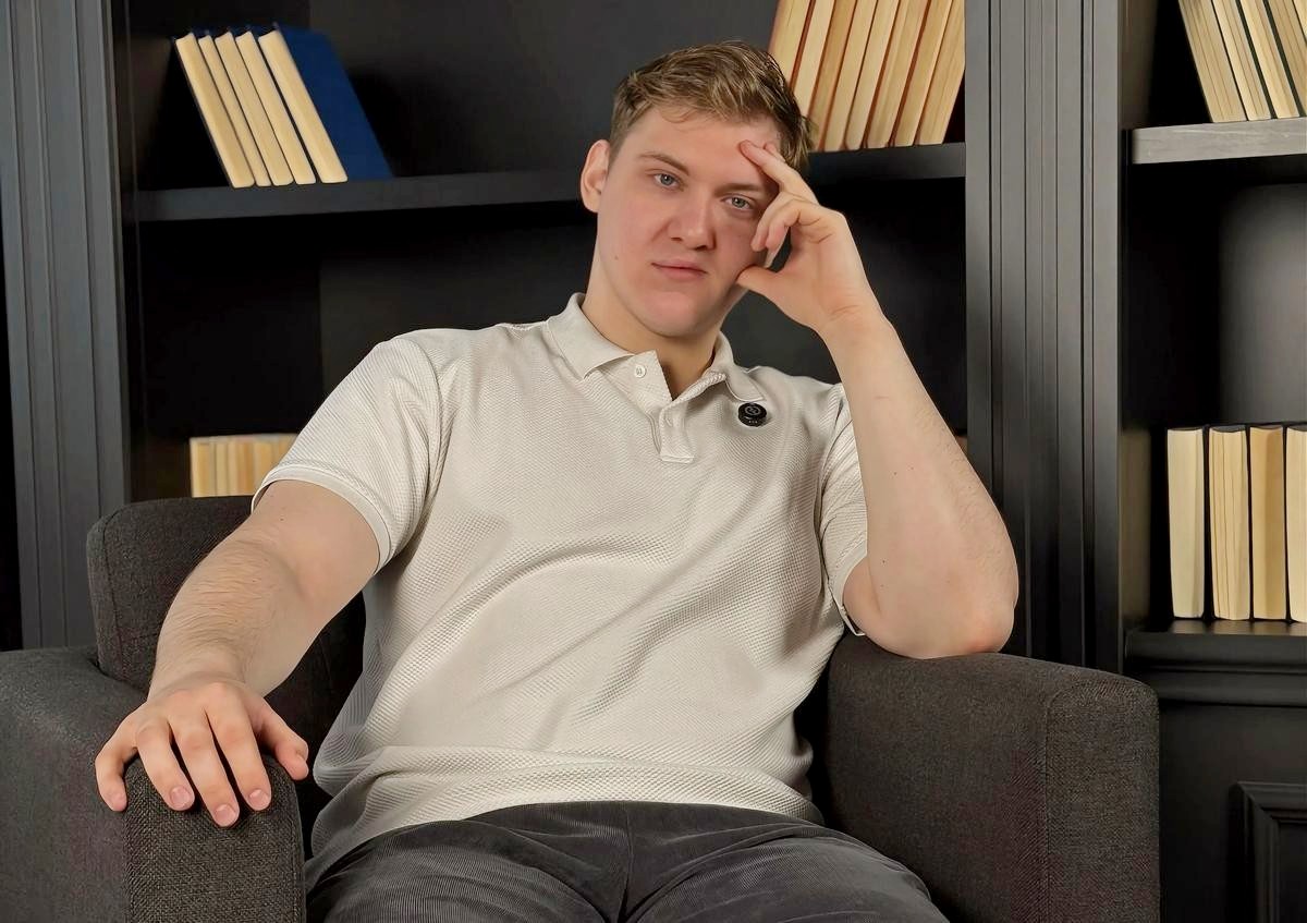 7-Андрей Гребнёв.jpg