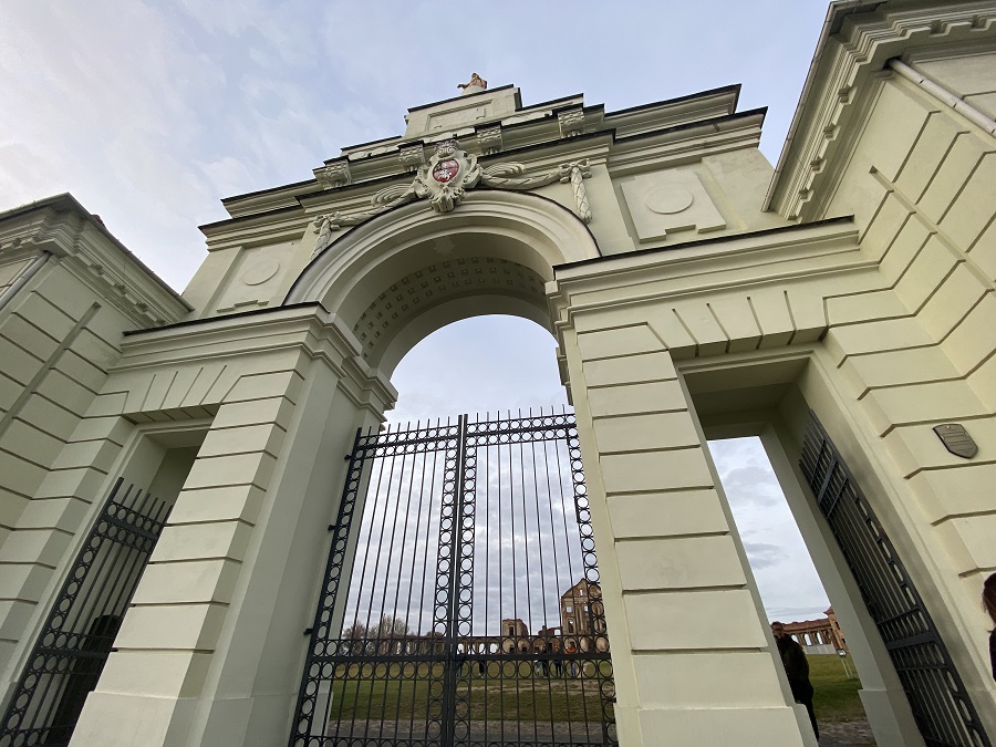 10Дворец Сапег.jpg