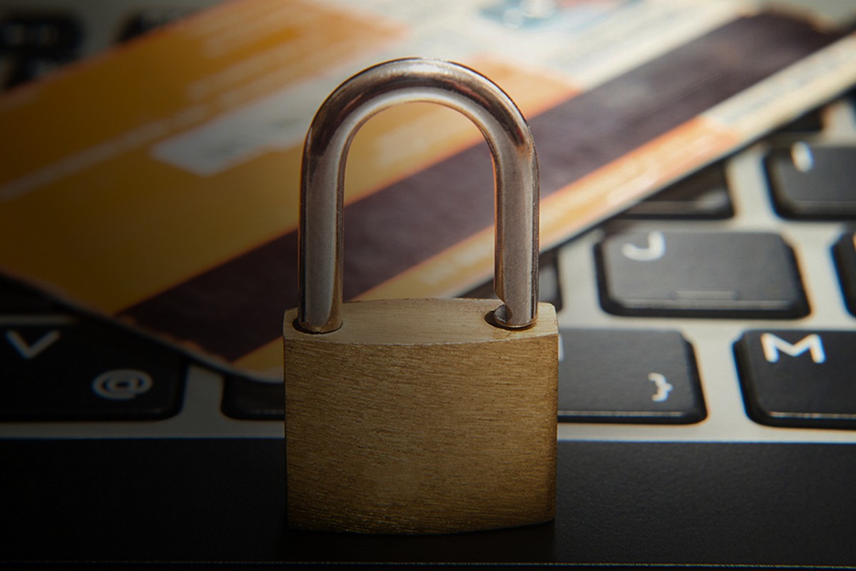 5-Система антифрода защищает от потери денег.jpg