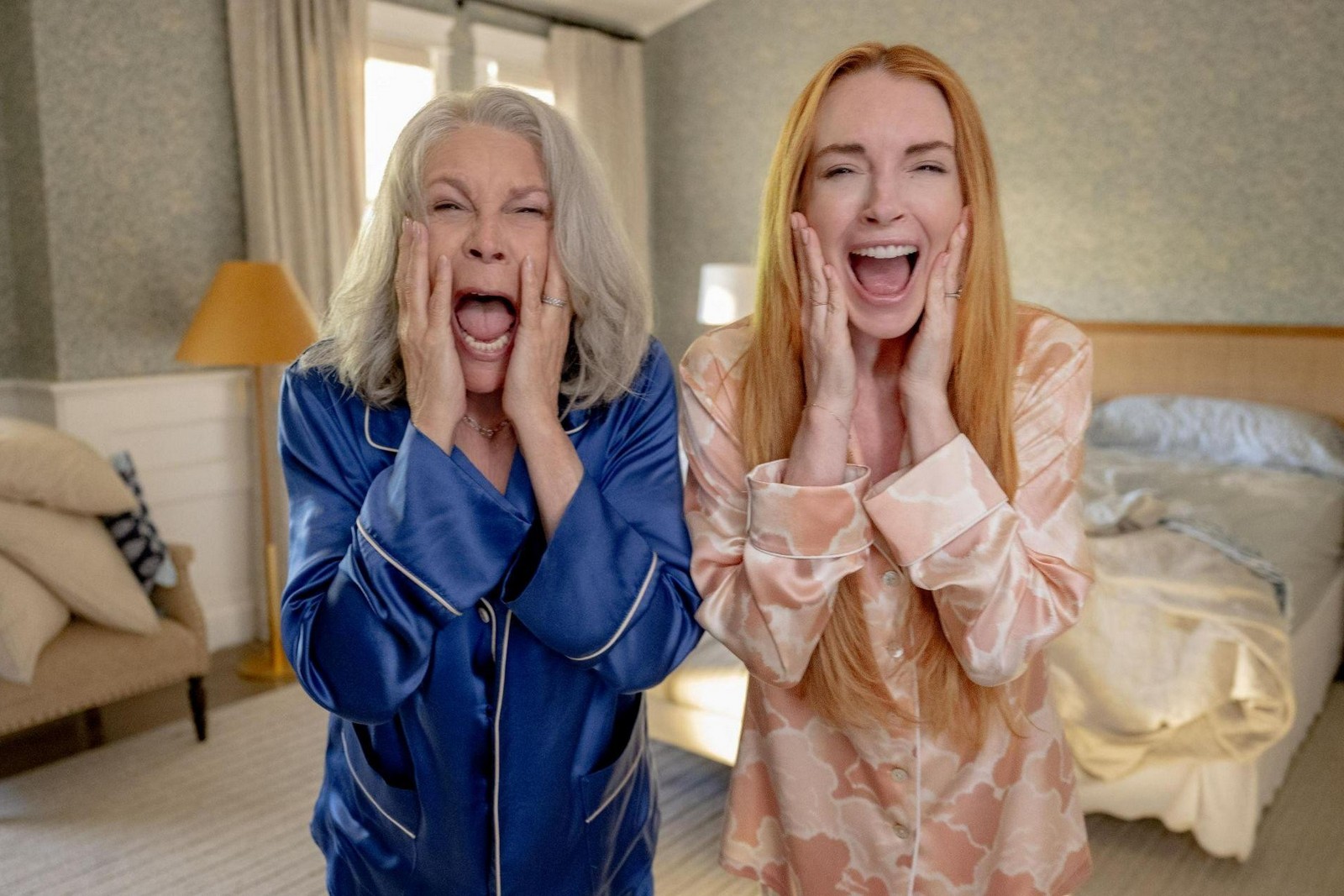 5-Высокая активность иммунной системы у женщин повышает риск развития аутоиммунных заболеваний. Кадр из фильма Еще более безумная пятница.jpg