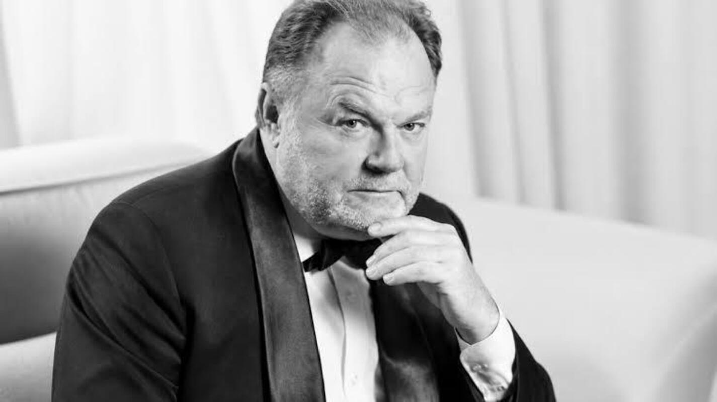 Евгений Поплавский Евгений Поплавский